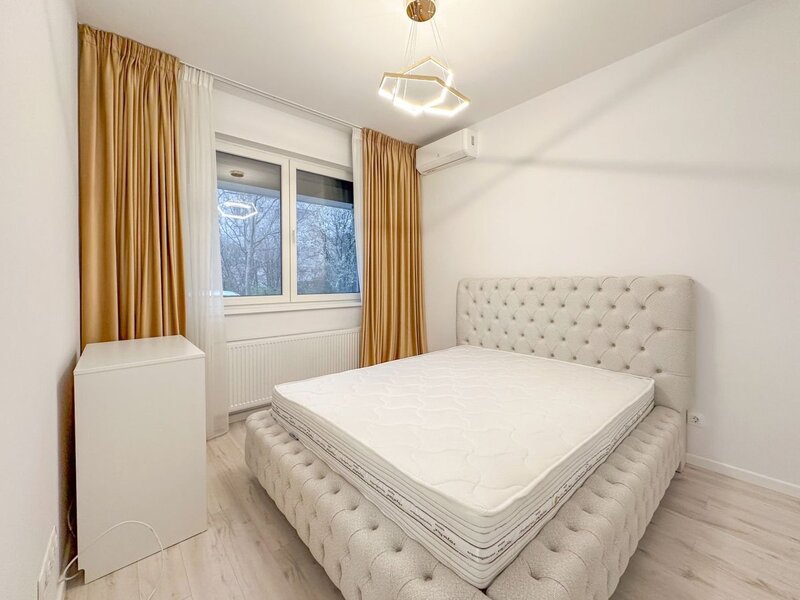 Parc Brancusi - apartament cu 2 camere decomandat, COMISION 0